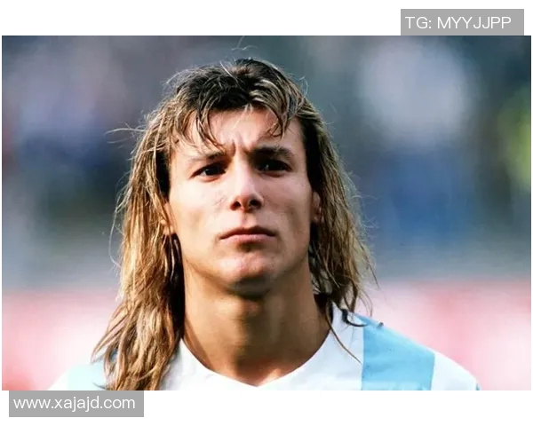 马拉多纳背后的秘密揭示他如何彻底改变足球历史的传奇之路